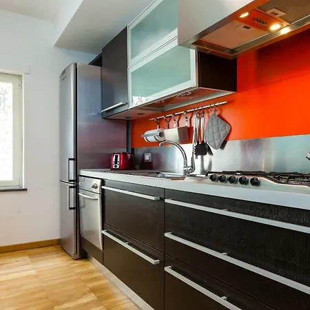 Design Flat At Vomero Naples